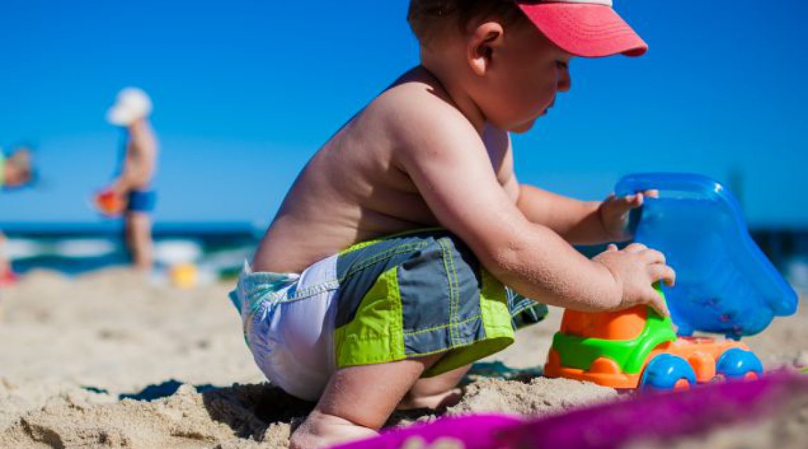 7 Beach Hacks for Parents Who Hate to Struggle